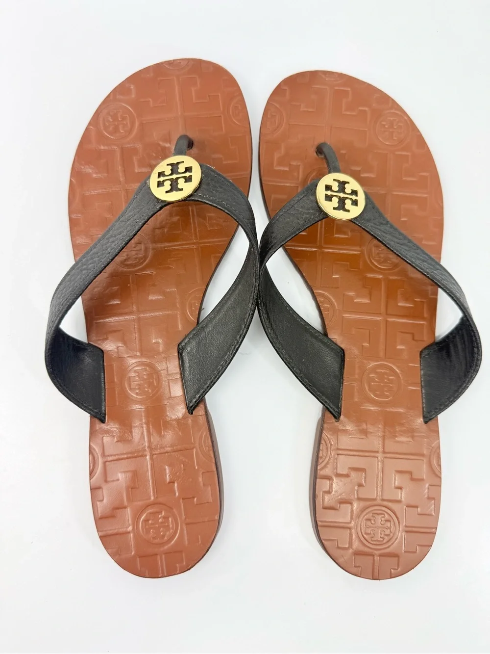 Tory Burch Brown Black Leather Thong Toe Flip Flop Sandals with Gold Logo Plate